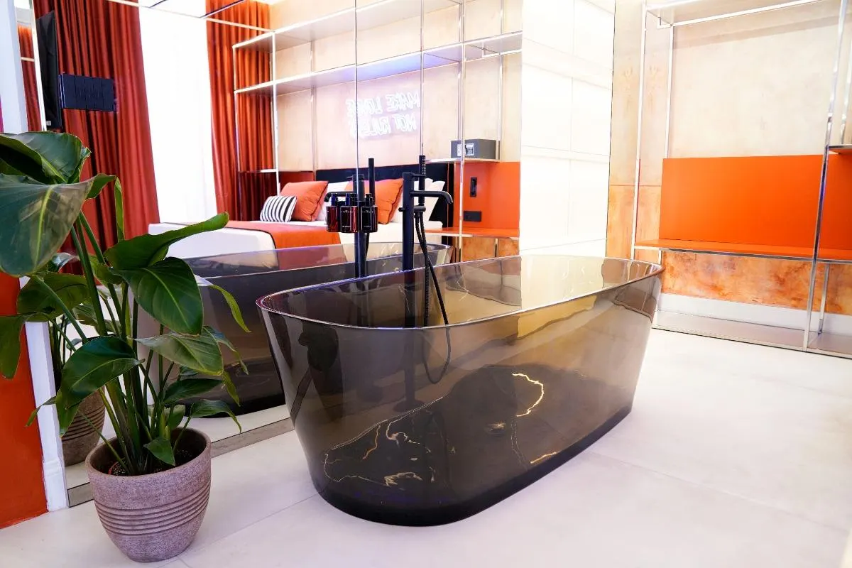 Make Love Not Rules suite | Kind Places Naples